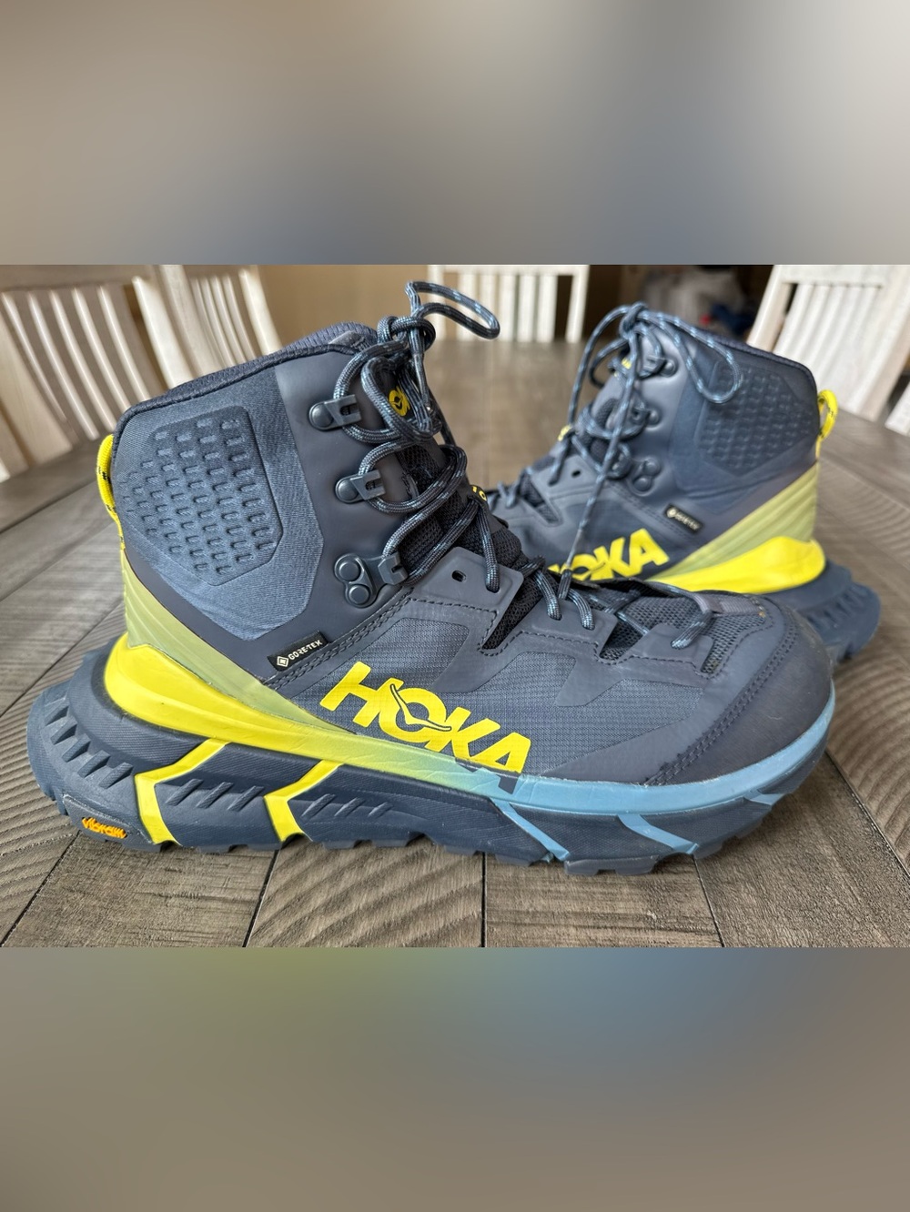 Hoka One One TenNine GTX Trail Hiking Boot - Shoes Women’s Size 10 B - Picture 3 of 16